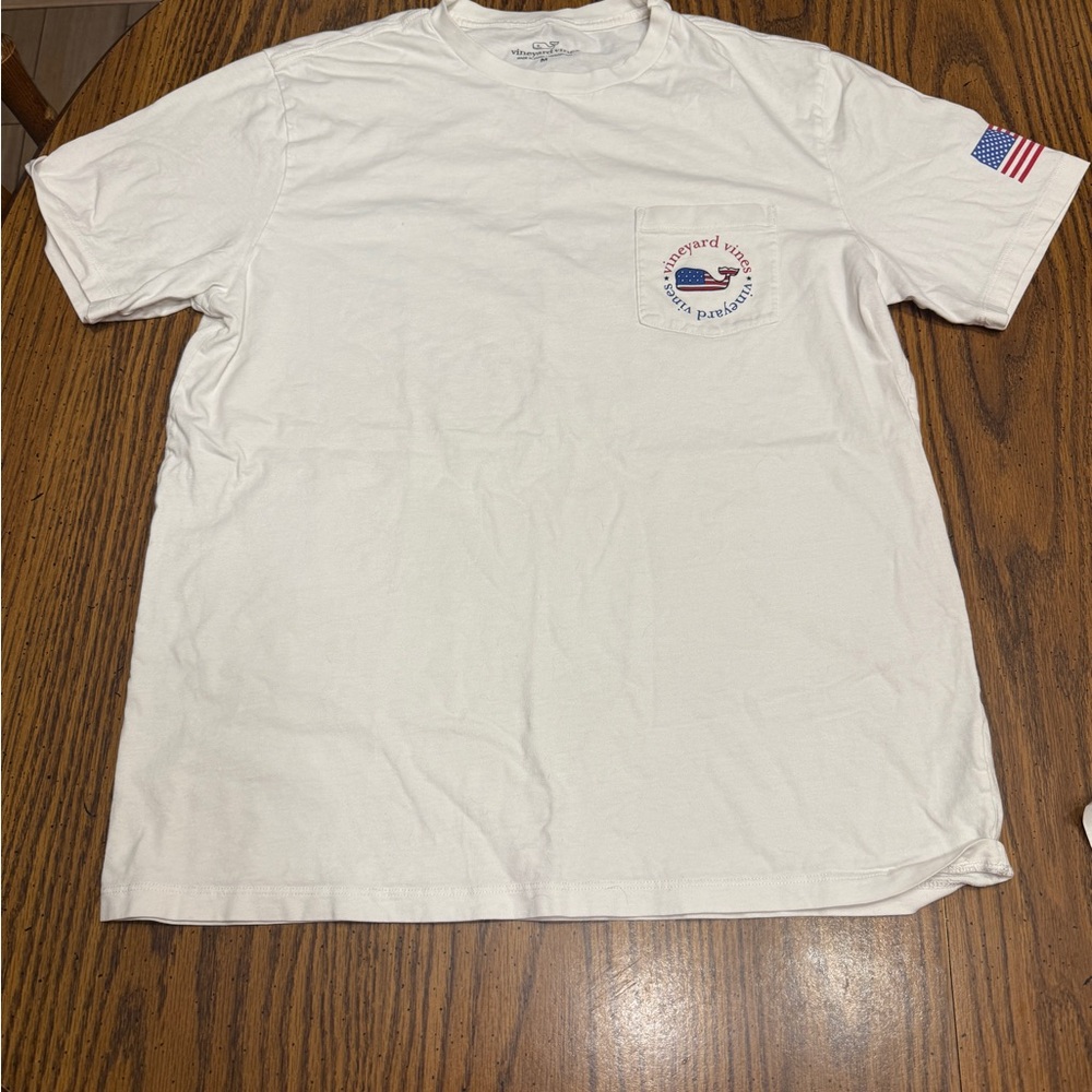 Vineyard Vines American Flag White Graphic T-Shirt for Men - Picture 2 of 3